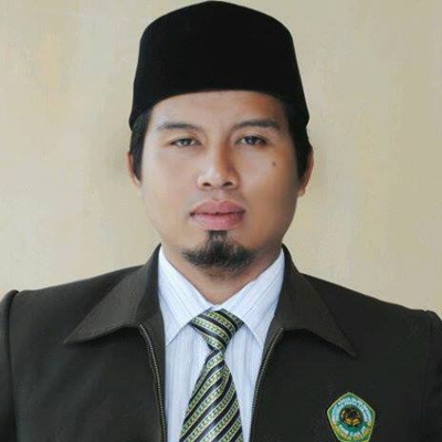 Dr (c). Miskari, Lc, M.HI